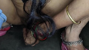 Sakshi Auntie Shaves Her Bare Pussy Clean In The Village Bathroom