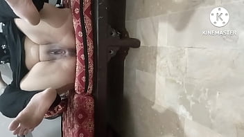 Morning Romp With A Hot Pakistani Housewife