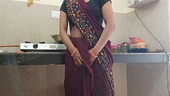 Desi Village Bhabhi Gets Loud And Nasty In The Kitchen With Clear Moans In Hindi
