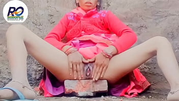 Sister-in-law’s Teasing With Her Lifted Saree Has My Mind In A Frenzy