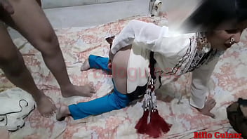 Hot Indian Village Couple’s Wild Desi Sex Videos With Hindi Audio