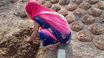 Village Sister-in-law Went To Dump Cow Dung By The Fields And Ended Up Getting Her Pussy Pounded