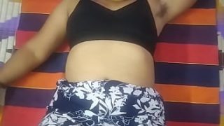 Aunty’s Creamy Surprise Between Her Tits