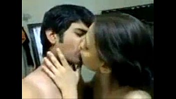 Sonia Bhabhi And Sunny’s Wet, Passionate Indian Kissing Session