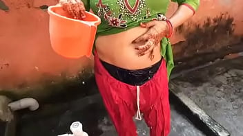Busty Desi Milf Strips Naked For A Wild Outdoor Bath