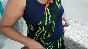 Sultry Desi Bhabhi In A Dark Green Saree Begging For A Rough Fuck