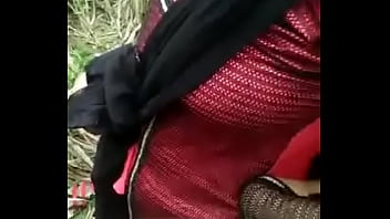 Horny Hindi Hottie