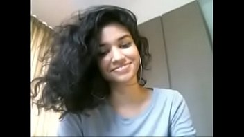 Desi Teen Gets Nasty On Webcam In A Leaked Mms