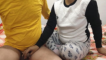 Young Teen Girlfriend Gets A Hardcore Pounding In Homemade Video