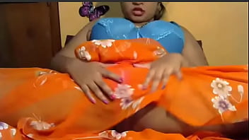 Sultry Desi Bhabi’s Dripping Wet Pussy