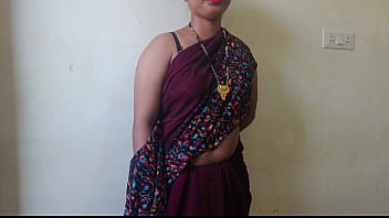 Sultry Indian Village Bhabhi Deepthroats Cock With Filthy Hindi Moans