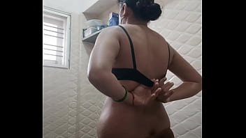 Aged Cock Pounding A Desi Bhabi In The Steamy Bathroom