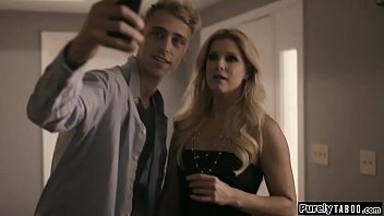 Stepmom’s Deceitful Seduction: Unwittingly Fucked By Her Own Stepson