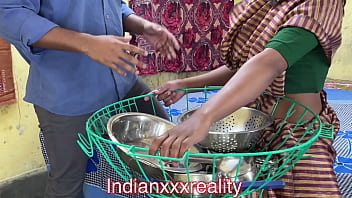 Sizzling Indian Stepmom Seduces With Dirty Hindi Whispers In Xxx Family Affair