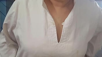 Indian Doctor’s Wild Exam Room Fuck In Hindi