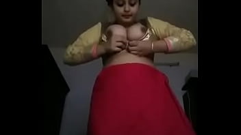More Videos Of This Sexy Bhabhi