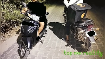 Delivery Boy Pounds Indian Teen Girl Hard With Clear Hindi Moans