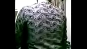 Curvaceous Bengali Housewife Flaunts Her Plump Desi Melons
