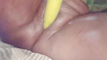 Desi Bhabhi Gets Filthy Fucking Her Luscious Cunt With A Thick, Juicy Eggplant