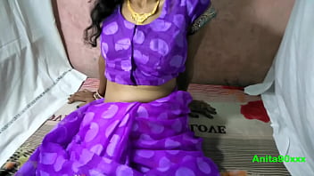 Saree-clad Indian Anita Bhabhi Gets Wild In A Steamy Desi Sex Video