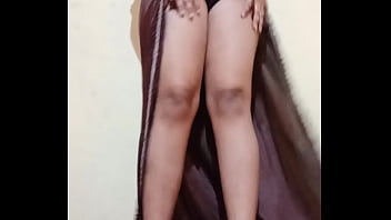 Shilpa Bhabhi’s Voluptuous And Irresistible Body