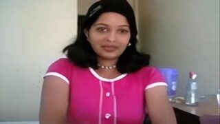 Bengali Beauty Sheds Her Clothes And Bares It All For Her Boyfriend