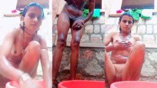 Busty Desi Banjara Slut Films Her Own Steamy Bath Mms For Your Dirty Pleasure
