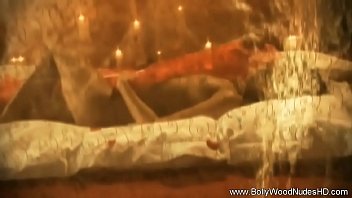 Sensual Desi Grooves To Set Your Body On Fire