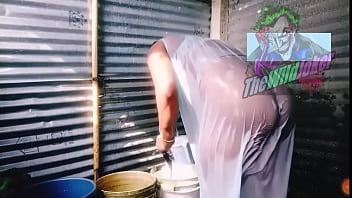 Sizzling Priya Bhabhi’s Steamy Public Display