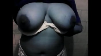 Indian Babe Getting Herself Off