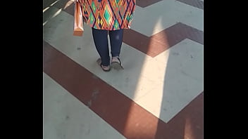 Massive Indian Auntie Booty Strutting