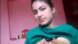Desi Girlfriend’s Explicit Solo Mms Video