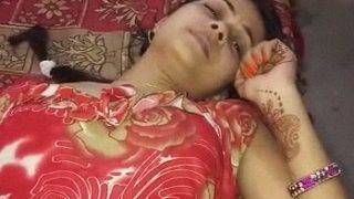 Freshly Wedded Country Maid’s Tender Slit
