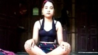 Hot Assamese Babe Gets Naked And Plays With Herself In A Steamy Solo Video