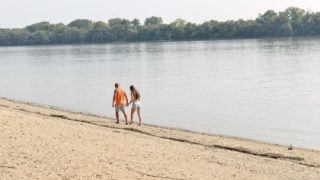 Lilu Moon’s Vacation: Deep And Dirty Beachside Fucking