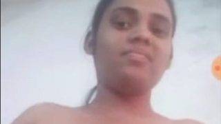 Nude Indian Babe Live On Cam