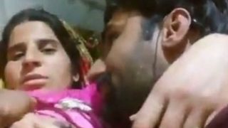 Punjabi Babe’s Big Tits Deepthroat Sex Tape