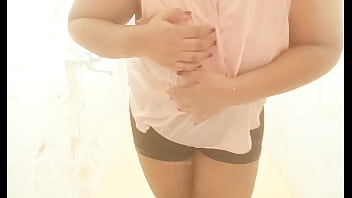 Busty South Indian Maid Flaunting Her Tits