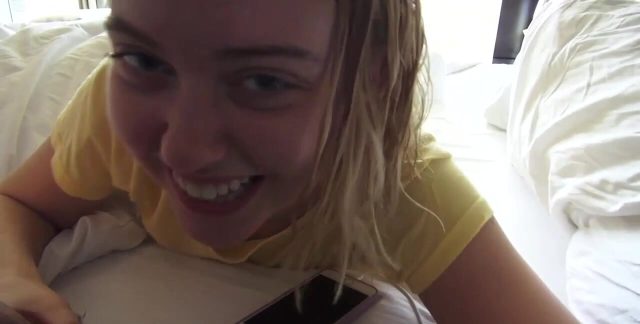 Chloe Cherry Wakes Up Ready For A Hard Fuck
