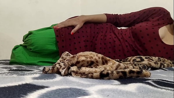 Neighbor’s Lust Unleashed: Desi Bhabhi Moans Loud As Local Lover Pounds Her Hard In Raw Roleplay