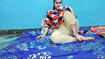 Desi Wife’s Intense Worship Session With Massive Cock And Huge Tits