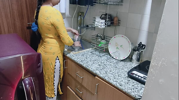Caught My Horny Stepmom Moaning In The Kitchen – Desi Xxx