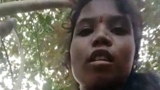 Country Girlfriend’s Wild Outdoor Ride With Boyfriend