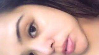 Desi Milf’s Steamy Nude Selfie Clip