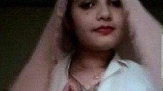 Solo Masalaseen Nude Performance