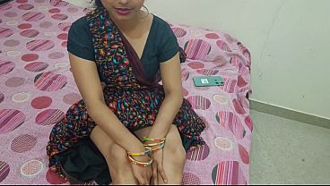 Desi Bhabhi Gets Nasty With Stepbrother, Cheating On Husband With Clear Hindi Dirty Talk In Leaked Mms