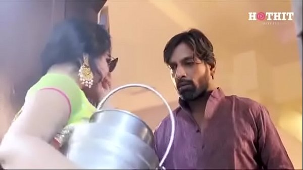 Desi Bhabhi Gets Pounded From Behind