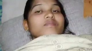 Desi Florist Babe Keerthi Gets A Hardcore Pounding In Her Own Bedroom
