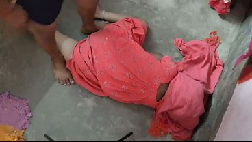Spicy South Indian Milf Fucks Herself With A Cucumber, 2026