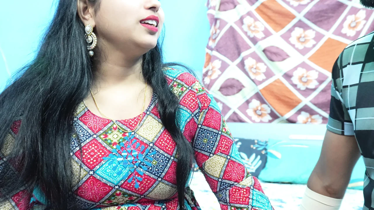 Stepsister Talks About Her Relationship With Her Brother-in-law – Hindi Audio